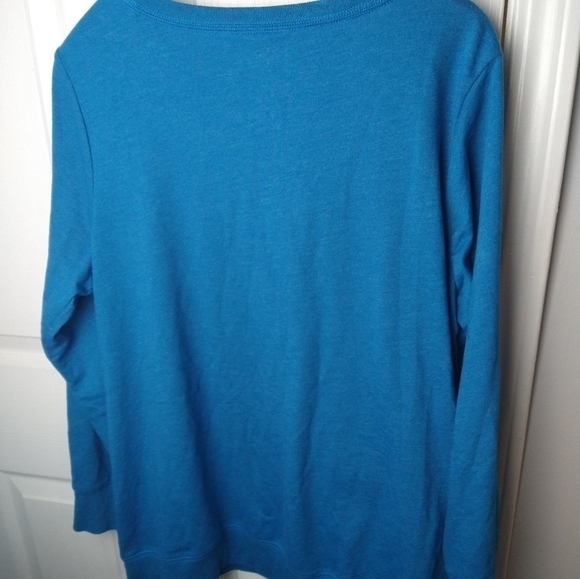 $ St. John's bay teal front pocket side snap sweatshirt. Size PXL - Picture 10 of 11